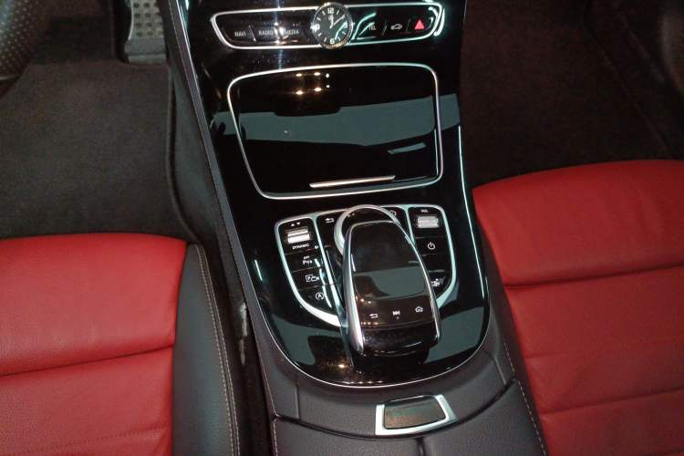 Used Mercedes-Benz E-Class 2017 E 200 4MATIC Coupe
