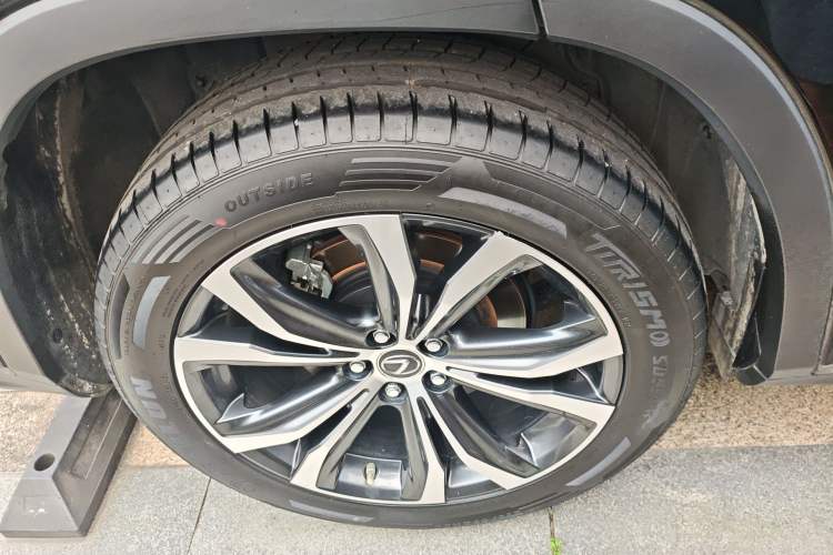 Used Lexus RX 2020 Revised Version 450h Four-Wheel Drive Elegant Edition Right Rear Wheel Hub