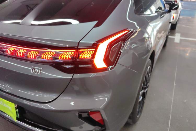 Used Zeekr 001 2025 YOU Edition 100 kWh All-Wheel Drive
