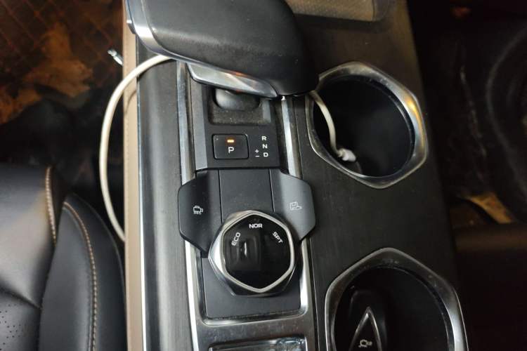 Used CHANGAN CS55PLUS 2022 2nd Generation 1.5T DCT Prestige Version Gear Lever