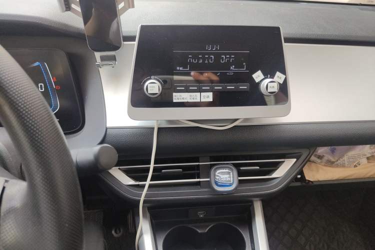 Used BYD e1 2019 Edition Yue Audio And AC Panel