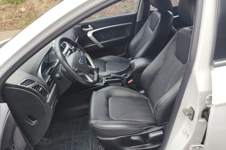 Used Geely Auto Emgrand 2016 Sedan 1.5L Manual Upward Edition
