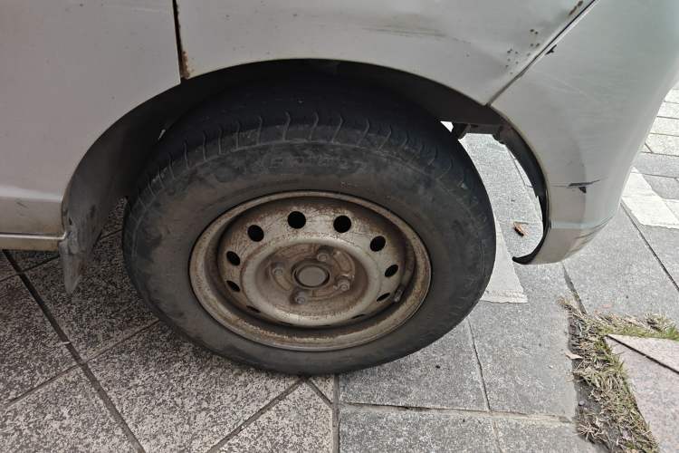 Used Wuling Rongguang 2014 1.2L S Base Model