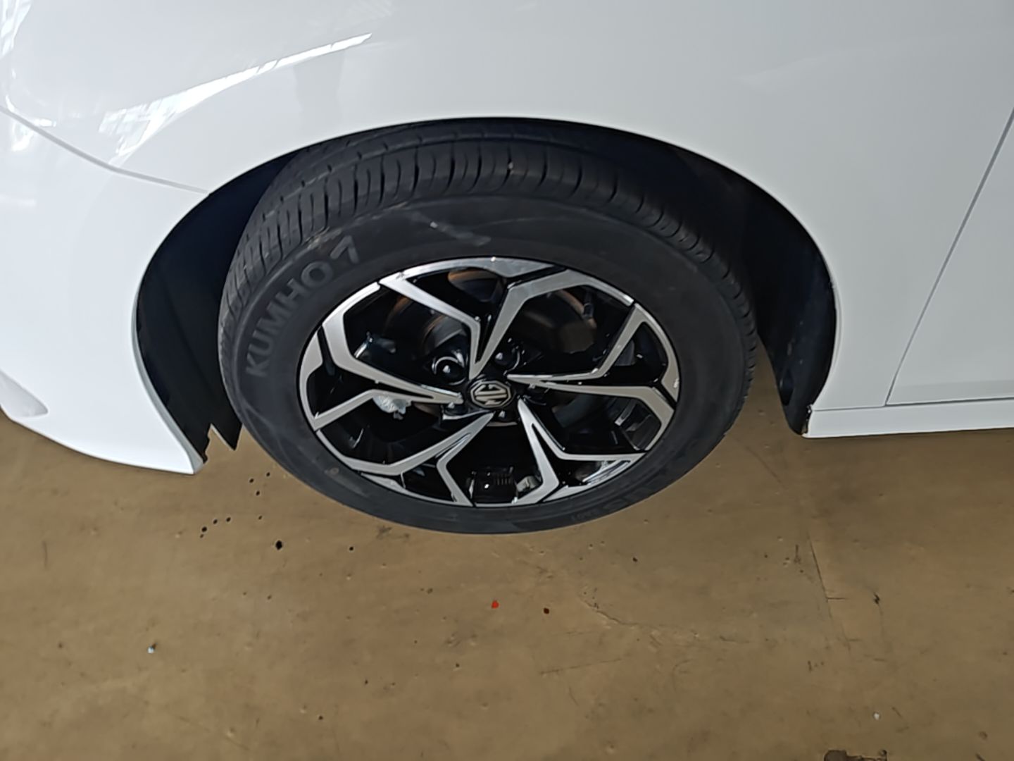 MG 5 2023 180 DVVT CVT Luxury Edition — снимка 10