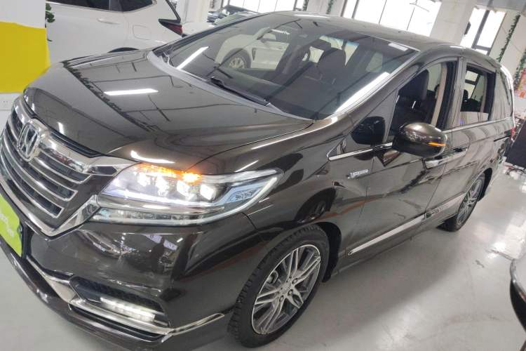 Used Honda Elysion 2019 2.0L Hybrid Supreme Edition
