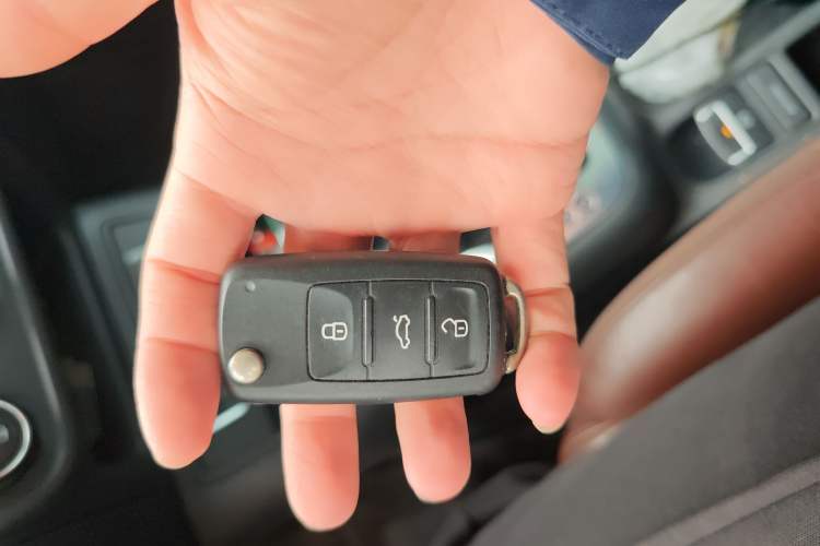 Used Volkswagen Tiguan 2015 2.0 TSI Automatic All-Wheel Drive Luxury Edition