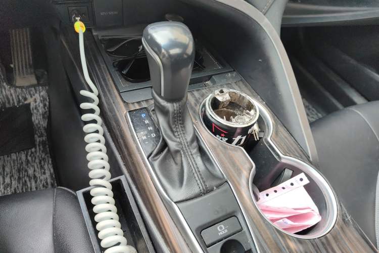 Used Toyota Camry 2019 2.0G Luxury Edition China VI Standard
