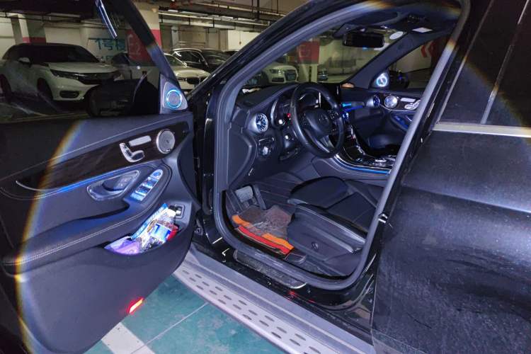 Used Mercedes-Benz GLC 2019 GLC 260 4MATIC Dynamic Edition
