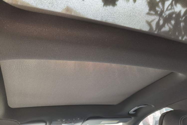 Used Mercedes-Benz GLC 2016 GLC 260 4MATIC Luxury Model