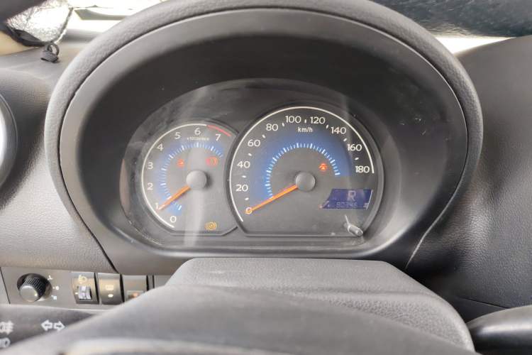 Used Geely Auto GX2 2011 1.5L Manual Luxury Version
