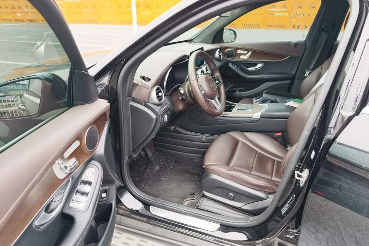 Used Mercedes-Benz GLC 2022 Second Facelift GLC 260 L 4MATIC Luxury Edition