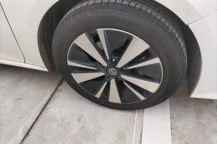 Used Nissan Teana 2021 2.0L XL Comfort Edition Right Front Wheel Hub