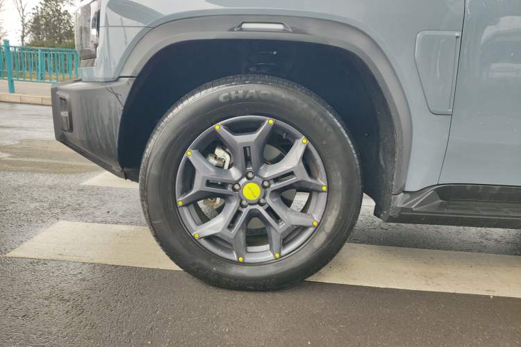 Used JETOUR Traveler 2023 2.0T All-Wheel-Drive CrossPRO
