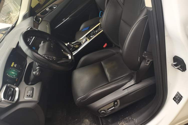 Used Lynk & Co 01 2019 2.0T Two-Wheel-Drive Pro Version China VI Standard