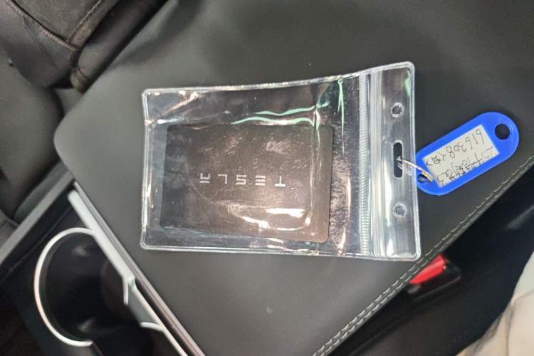 Used Tesla Model 3 2025 Rear-Wheel-Drive Version
