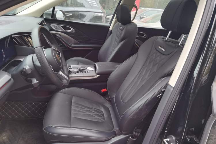 Used Hongqi HS7 PHEV 2024 2.0T PHEV Four-Wheel Drive Flagship Edition 6 Seats