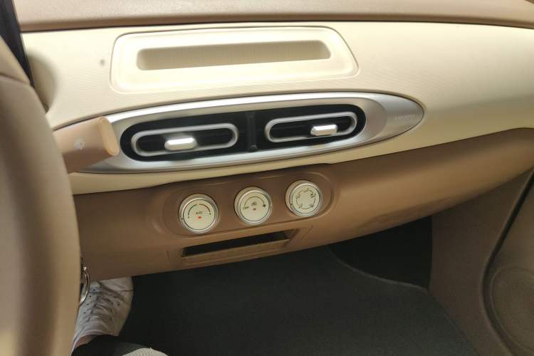 Used Wuling Hongguang MINIEV 2025 Four-Door Version Advanced Edition