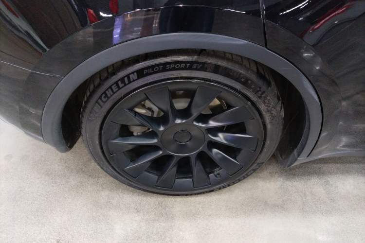 Used Tesla Model Y 2022 Rear-Wheel-Drive Version