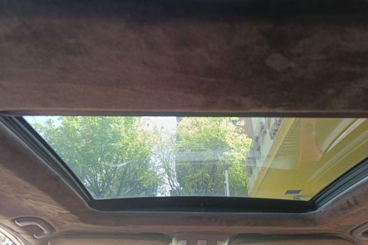 Used Mercedes-Benz R-Class  Headliner