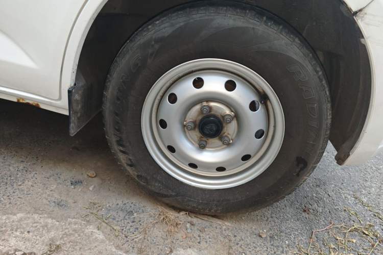 Used CHANGAN KAICHENG Ruixing M60 2023 1.5L GDI Comfort-Class Passenger Vehicle 6/7 Seats