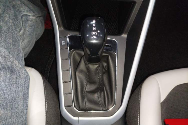 Used Volkswagen Polo 2019 Plus 1.5L Automatic Colorful Technology Edition Gear Lever