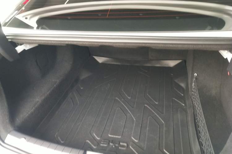 Used BYD Destroyer 05 2024 Honor Edition DM-i 120KM Luxury Model