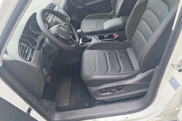 Used Volkswagen Tiguan L 2018 380TSI Automatic All-Wheel Drive Luxury Edition Left Front Seat