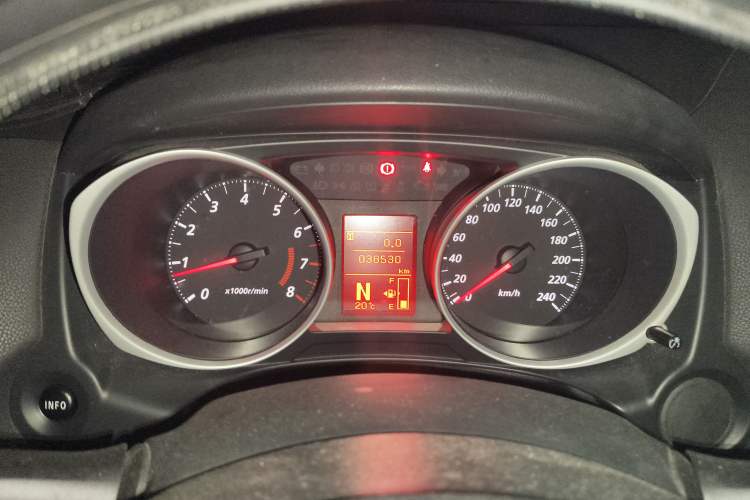 Used Mitsubishi ASX 2013 2.0L CVT Two-Wheel Drive Elite Edition