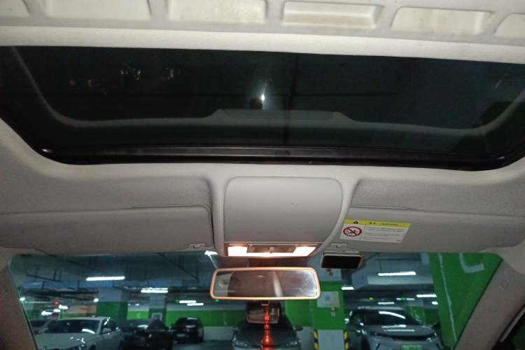 Used Volkswagen Polo 2014 1.4L Automatic Luxury Edition
