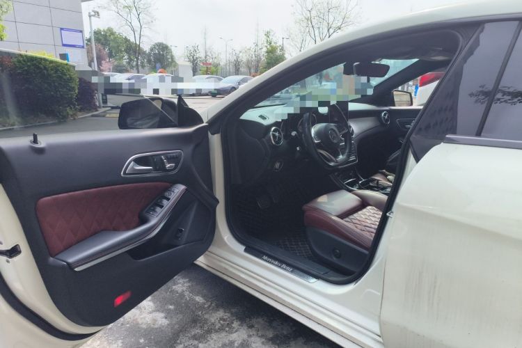 Used Mercedes-Benz CLA 2017 CLA 220 4MATIC
