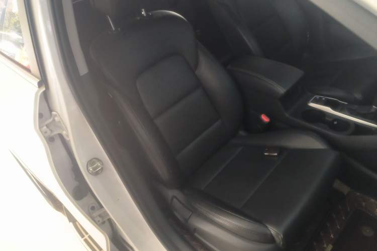 Used Hyundai Tucson 2015 1.6T Dual-Clutch Two-Wheel-Drive Smart Model Right Front Seat