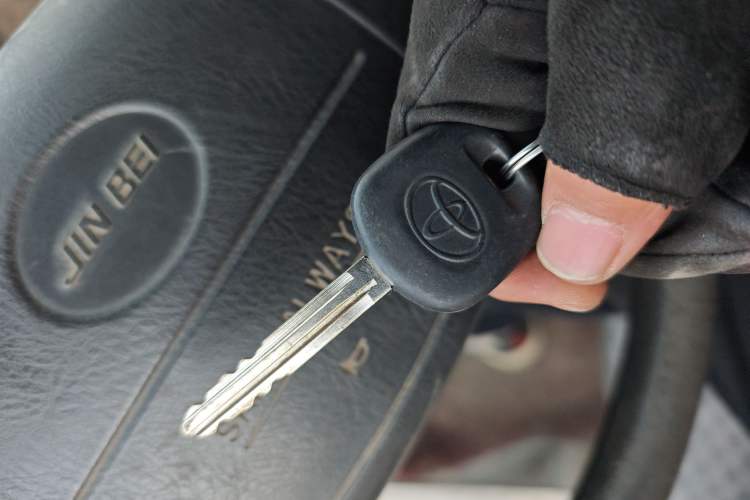 Used Jinbei Grace 2016 2.0L Express Utility Model