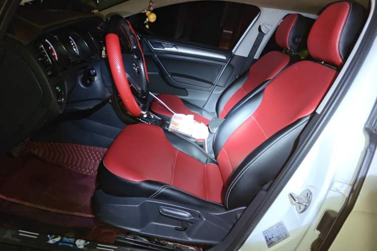 Used Volkswagen Golf 2018 1.6L Automatic Comfort Model Left Front Seat