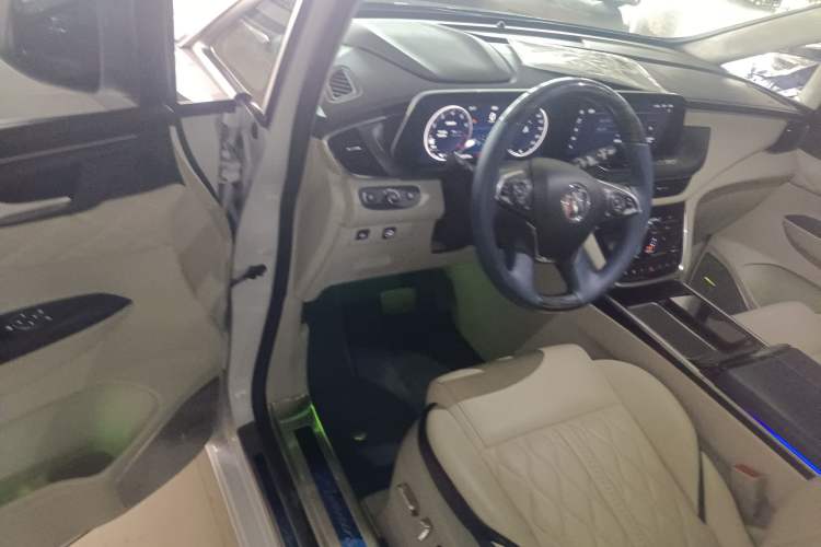 Used Buick GL8 2022 ES Landtrek 653T Comfort Edition
