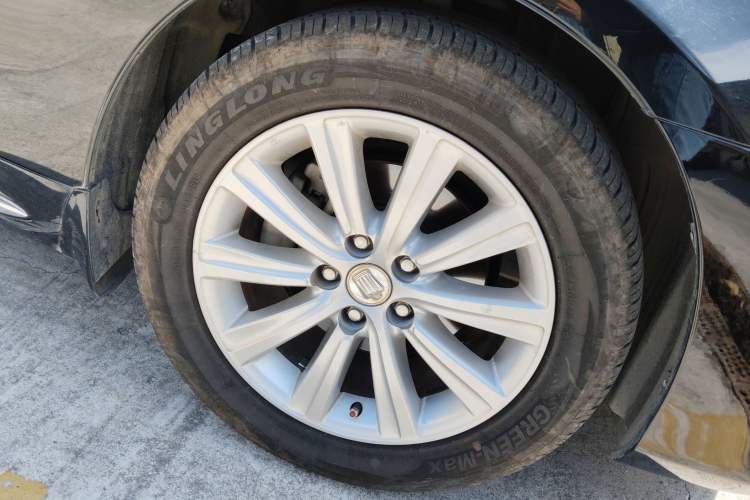 Used Toyota Crown 2012 2.5L Royal Leather Edition