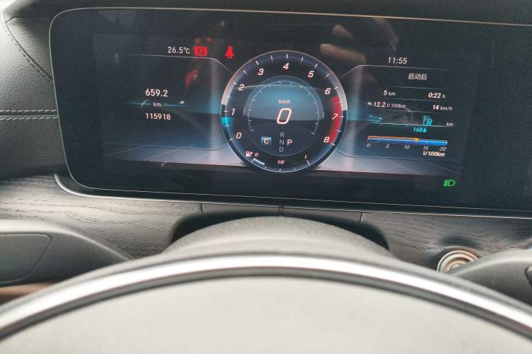 Used Mercedes-Benz E-Class 2019 E 300 L Sporty and Stylish Model
