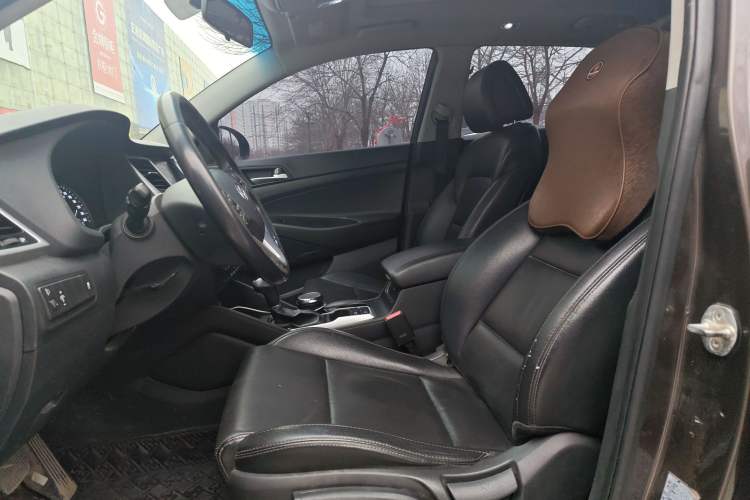 Used Hyundai Tucson 2015 1.6T Dual-Clutch Two-Wheel-Drive Smart Model