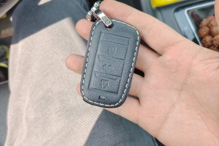 Used Changan CS75 2014 1.8T Automatic Elite Version China V Standard