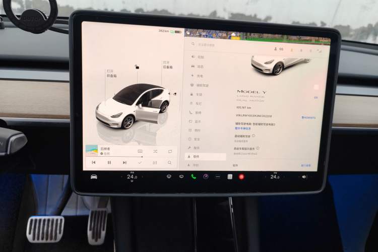 Used Tesla Model Y 2022 Long-Range All-Wheel-Drive Version