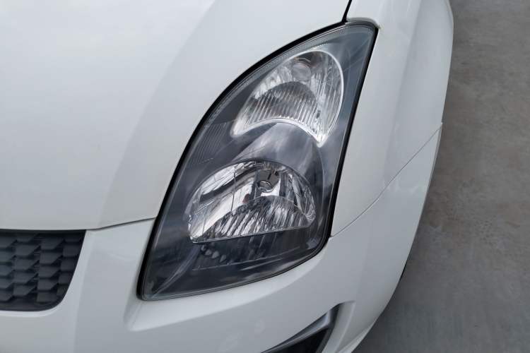 Used Suzuki Swift 2016 1.5L Manual Fashion Model
