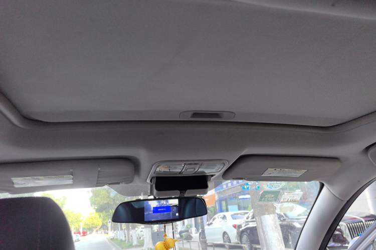 Used Changan CS35 2015 1.6L Automatic Luxury Model China IV Standard
