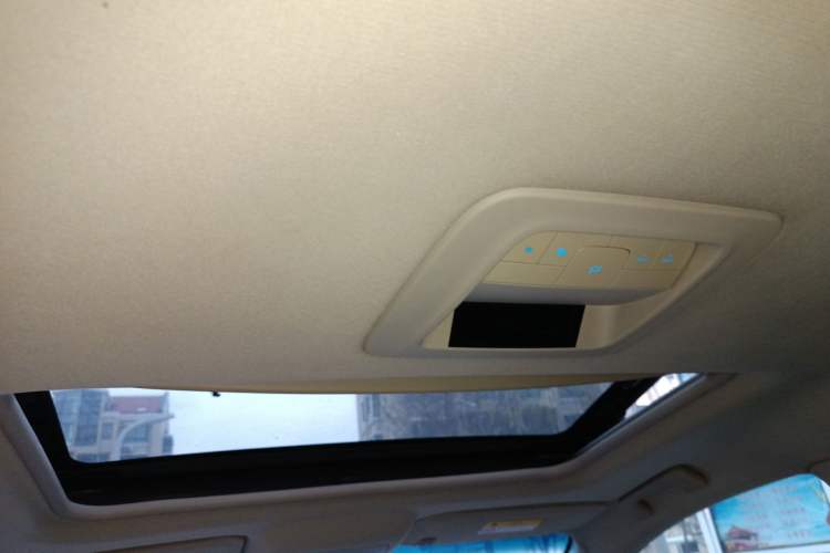 Used Buick GL8 2014 2.4L LT Luxury Business Executive Edition Headliner