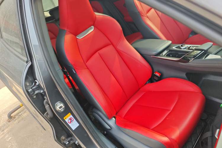 Used CHANGAN UNI-T 2020 1.5T Prestige Version