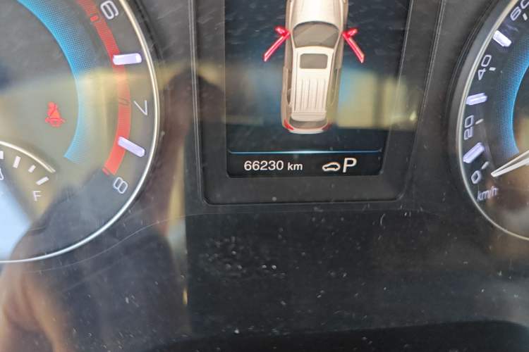 Used Haval H2 2018 1.5T Dual-Clutch Two-Wheel Drive Fashion Model China VI Standard