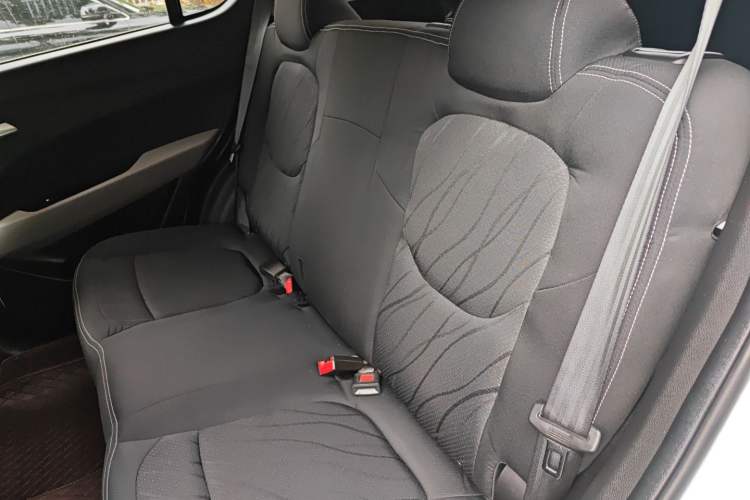 Used Baojun 510 2017 1.5L manual Comfort trim Left Rear Seat