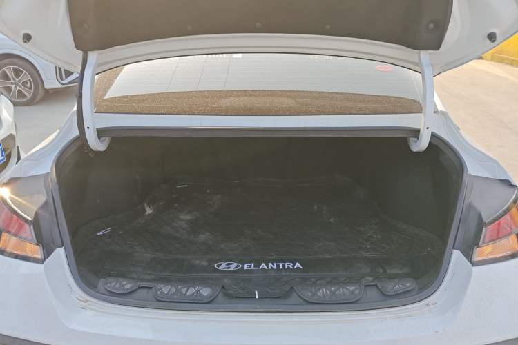 Used Hyundai Elantra 2023 1.5L CVT GLX Elite Edition
