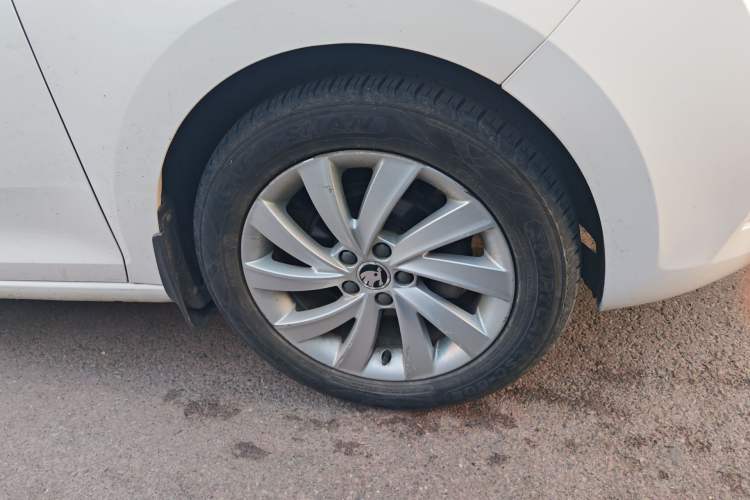 Used Skoda Rapid 2019 1.5L Automatic Comfort Edition China V Standard