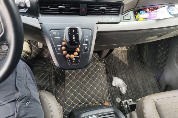 Used Ford Tourneo Custom 2023 2.0T Automatic Prestige Edition
