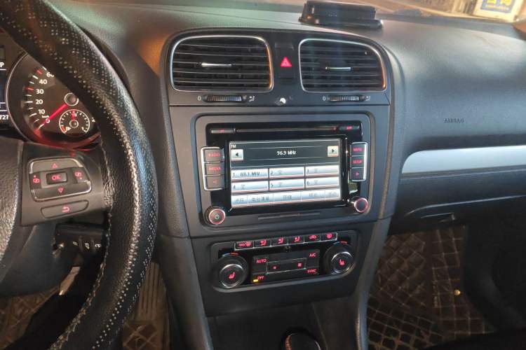 Used Volkswagen Golf 2012 1.4TSI Automatic Luxury Edition