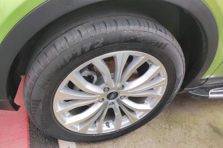 Used Land X7 2016 2.0T Panoramic Prestige Edition
